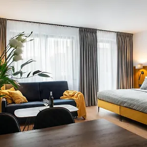 Inpoint Drive - Stay&park Free Krakau